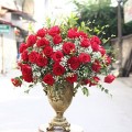 BÌNH HOA HỒNG ĐỎ CAO CẤP